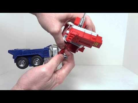 TakaraTomy Hasbro MP-10 Convoy Optimus Transformation