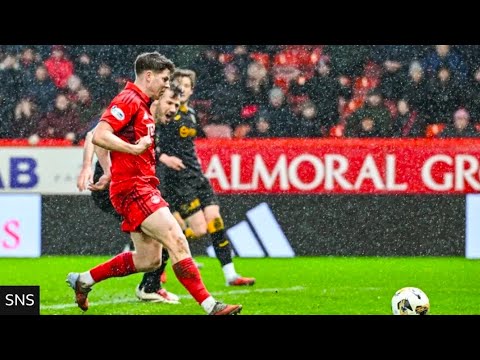 Aberdeen 6-2 Livingston | 8 Goal Thriller at Pitodree Along With 3 Red cards!