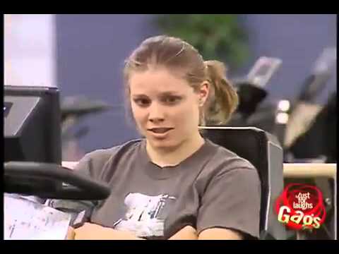 download lagu mp3 mp4 Calzones Rotos De Mujer, download lagu Calzones Rotos De Mujer gratis, unduh video klip Calzones Rotos De Mujer