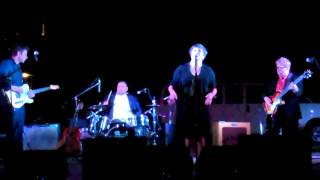 Kelly Hogan &quot;Pass on By&quot; live in Monona