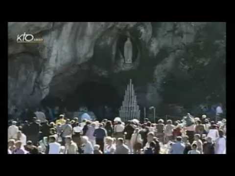 Chapelet à Lourdes