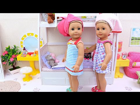 , title : 'Baby Dolls Morning Bathroom Routine in Bunk Bedroom! Play Toys!'