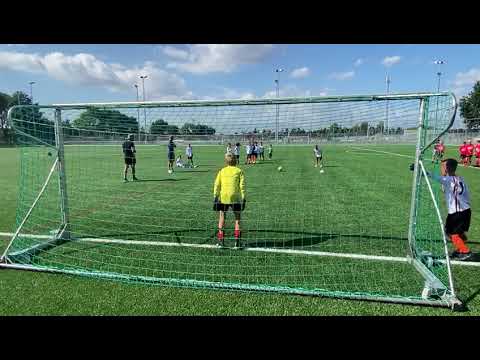 Beste keeperduik bij de penalty's VV Nieuwerkerk tegen Jodan Boys