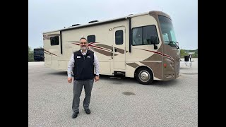 A preview image of the linked video showcasing 2016 Winnebago Vista 31KE