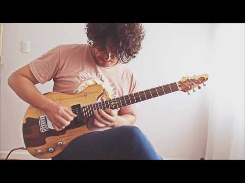 Jamming over "Cáscara Máscara" Benjamin Harrison's amazing backing track.