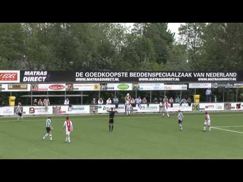 SC-Genemuiden 2 -Ajax 2.avi 1e helft