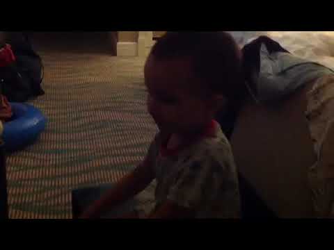 Kissing Miki feat. Lubov Morkov