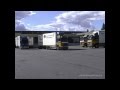 ASG trucks in Karlskoga and Oskarshamn 30-07-2001 Op 30 juli 2001 bezochten we de ASG terminals van Karlskoga en Oskarshamn.
Beide waren toentertijd nog druk bevolkt met blauw - gele ASG vrachtwagens en we zien veel Åkeri