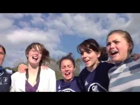 Ah qu'est-ce qu'on est serrées by "Les Sardinettes" du FC Ally-Mauriac