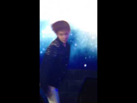 [FANCAM] 130330 EXO-M angel at Super Jont concert