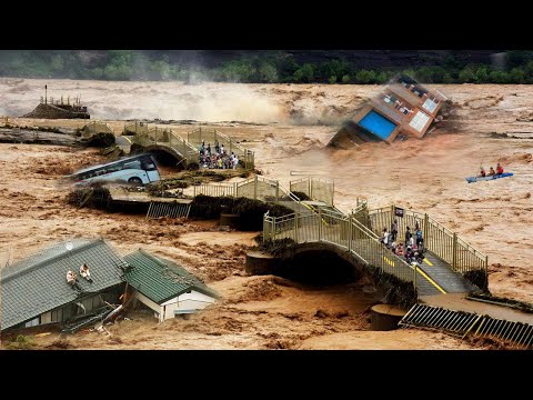 Brazil underwater! Devastating floods hit Volta Redonda, Rio de Janeiro.