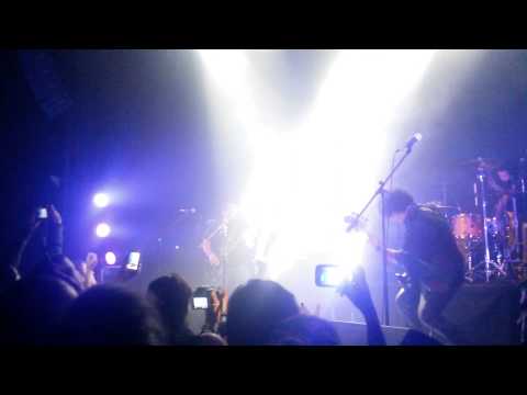 Juanse - Sucio y desprolijo con Christian Cary (Montevideo 2015)