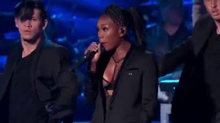 Brandy Performs &quot;Sittin&#39; Up In My Room&quot; on Soul Train Awards 2015 (HD)
