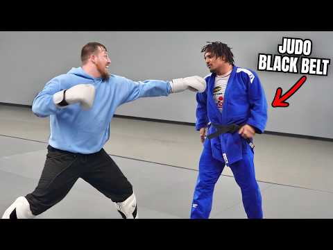 Does Grappling work vs Striking?