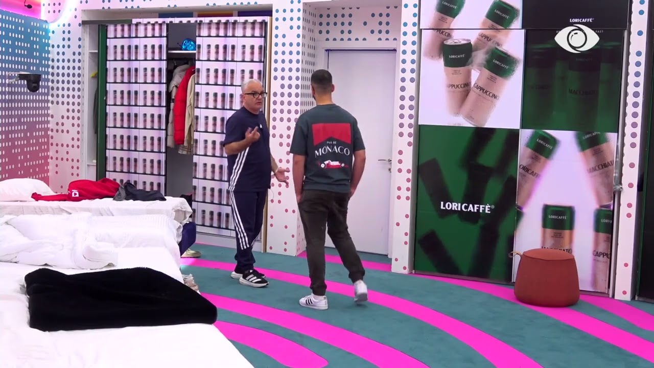 Duket që ajo pa Rogertin nuk ka jetë/ Artani bisedon me Stenaldon për Juelën