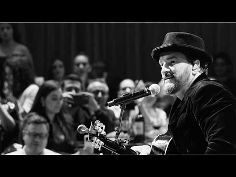 Ricardo Arjona - ALONE WITH THE DRY ONE