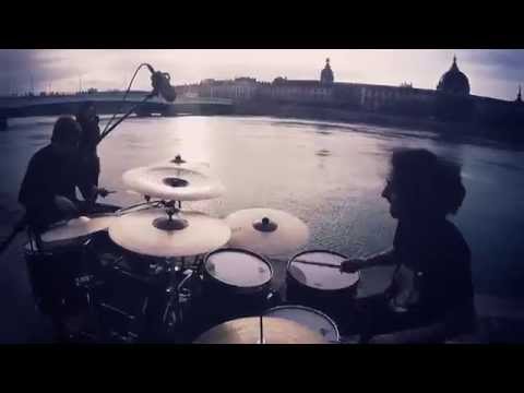 BOTTLE NEXT - Push Me Up (Happening @ Lyon)