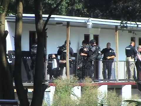 Officer recounts Stroudsburg standoff ordeal