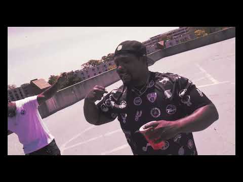 Busha Mula Bigz-Fitted Hat To The BacK(OfficialVideo) Dir.@RoseGoldShotz