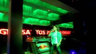 Aggro Santos - Stamina (Queen&#39;s Nightclub Ennis 26-02-2011)