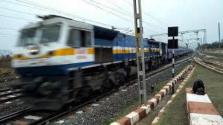 preview picture of video 'MAD EMD JHS WDP4D!! Generated Rhytmic track  Sound With 22163 Mahamana Express! At Sukhisewaniya'