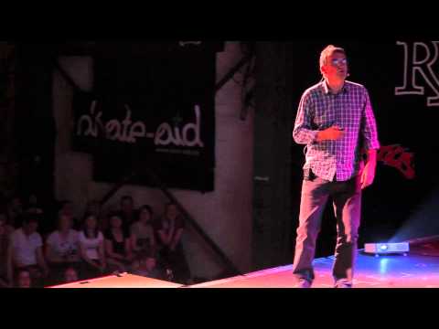 Professor Ulrich Mußhoff - Der Kuss (Science Slam Münster am 21.05.2012)