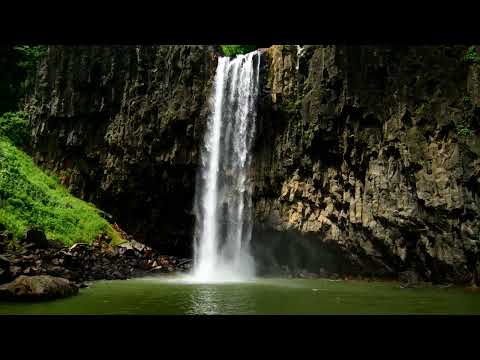 <100 cascadas japonesas> Cataratas Naena en Myoko Kogen - Grabación en 4K