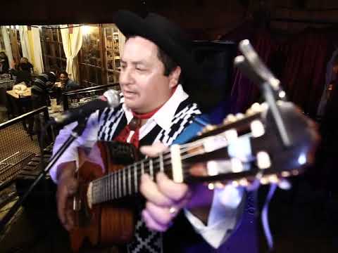 Linda Belinda Ricardo Lauquen y su conjunto