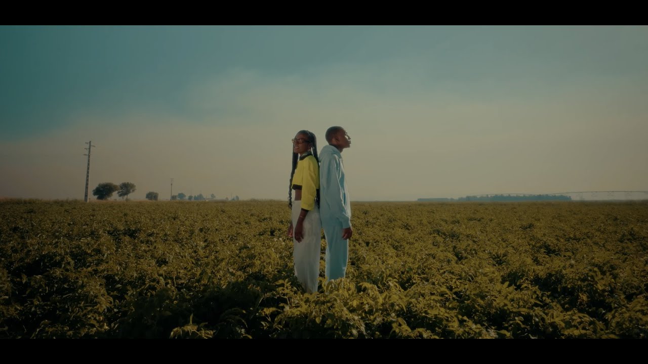 Chelsea Dinorath- Traços (ft. Edgar Domingos)