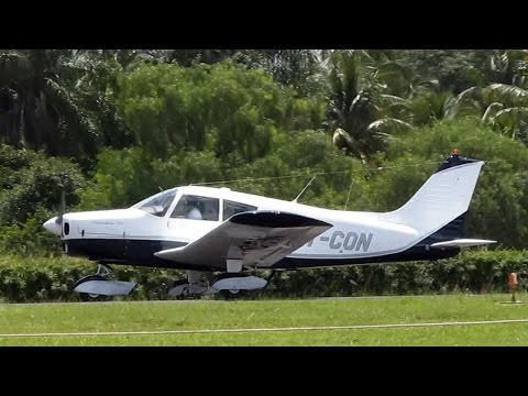 Avião Piper Cherokee PA-28-140 Airplane Takeoff | Decolagem de Avião | Itápolis SDIO | PT-CON Video