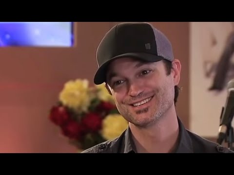 O’ Holy Night by Jeff Gutt Beautifully Sung by Great 🎤 Singer