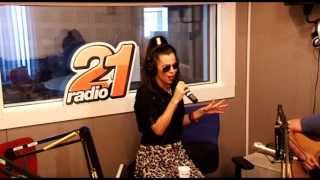 Liviu Hodor &amp; Mona - No Stress (Acoustic Version Live @ Request 629)