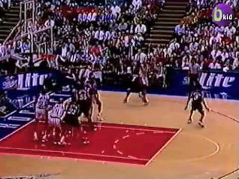 A.I and Stackhouse' Sixers vs Barkley, Hakeem, Clyde's Rockets : NBA 97-98