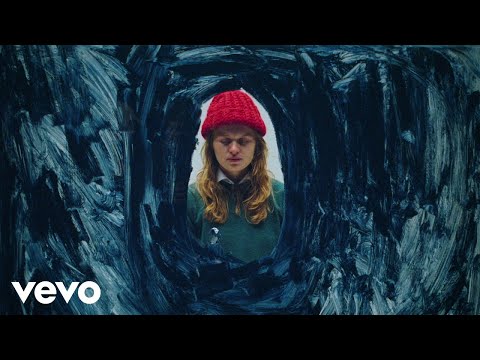 girl in red, Sabrina Carpenter - You Need Me Now? (Official Visualizer)