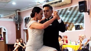 Bien Milonga (Troilo) Ana Barros y Facundo Arnedo. Milonga Redoblona 16mar24 (1/4)