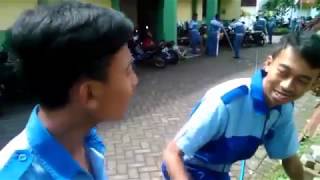 Download lagu video whatsapp lucu - video singkat lucu - status wa lucu - video singkat lucu mp3