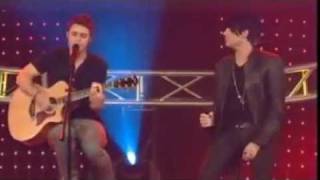 2009-09-18 Adam Lambert/Kris Allen Crazy Ford Day Improved Audio.mp4