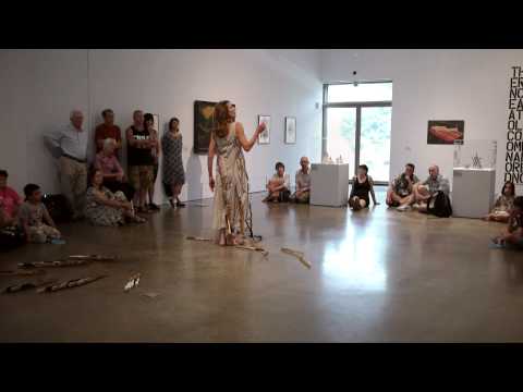 Melanie Pappenheim: Falling (full performance)