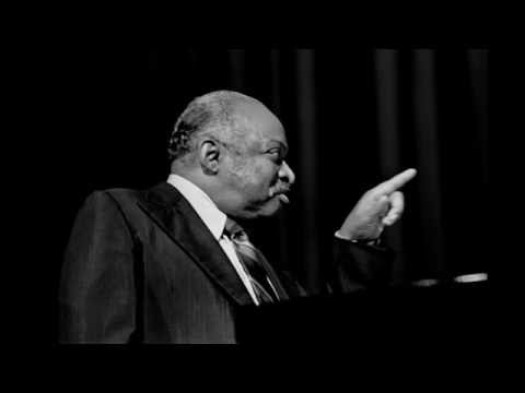 Count Basie 1958 - April In Paris