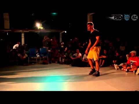 Kaito Kite Masai vs Bruce Ykanji | Showcase Judges freestyle | HYPER WEEK 2013 WWW. PJD . IT #MMPP