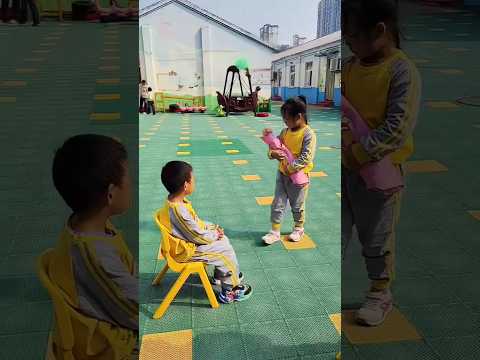 Everyone Wants the Same Seat! 😆🚌