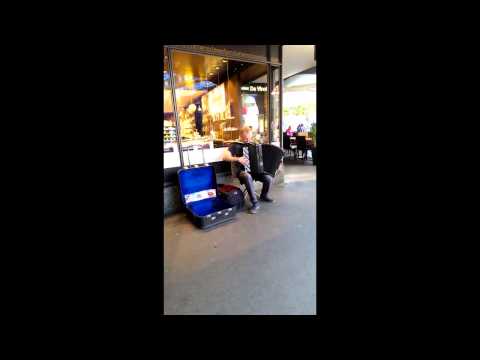 download lagu mp3 mp4 Musix Bern, download lagu Musix Bern gratis, unduh video klip Musix Bern