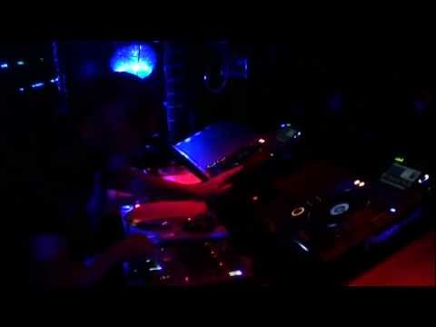 Barry Weaver @ Groove Suite 12-23-2011