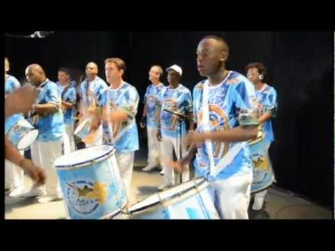 G.R.E.S Beija Flor de Nilópolis - Samba Enredo 2013