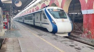 High Speed Ayodhya Cantt Vande Bharat Express Skipping Aligarh Railway Station | Indian Railways