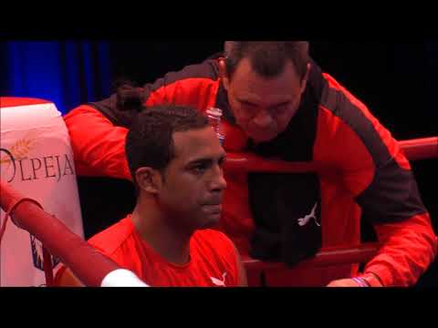 Kuba vs. Evropa - Arlen Lopez vs. Vadim Tukov (RUS)