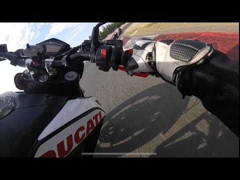Nürburgring GP Rennstrecke mit Ducati Hypermotard