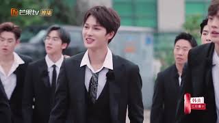 乐华七子西装革履变男模 然而杨迪让秀场风瞬间垮成搞笑风 《少年可期》Master In The House【湖南卫视官方HD】