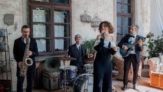 Sweet and Sour - voce e chitarra