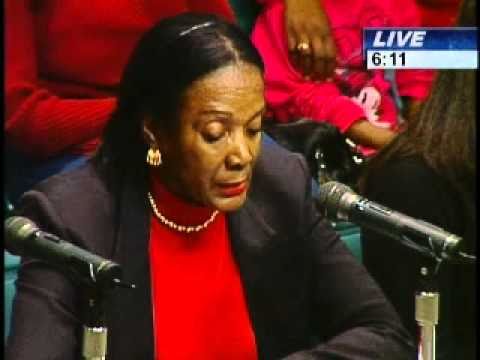 Candidate Marcia Andrews Feb 2010 speaks out on consulting contracts